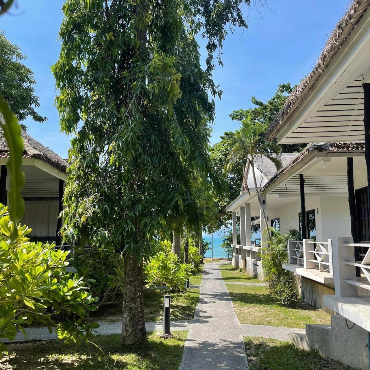 Adarin Beach Resort メナムビーチ エクステリア 写真